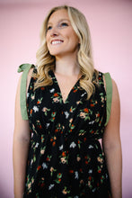 Load image into Gallery viewer, Floral Tiered Maxi Dress