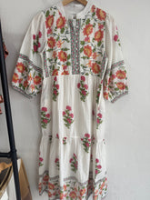 Load image into Gallery viewer, Floral Tiered Maxi Dress