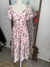 Load image into Gallery viewer, Pink Floral Bow Dress
