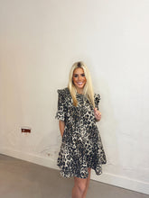 Load image into Gallery viewer, Leopard Print Collared Dress
