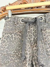 Load image into Gallery viewer, Cheetah Print Jeans
