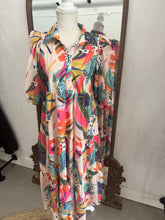 Load image into Gallery viewer, Multi Color Tropic Print Dress
