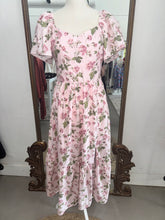 Load image into Gallery viewer, Pink Floral Bow Dress
