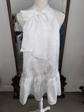 Load image into Gallery viewer, White Embossed Tie Dress
