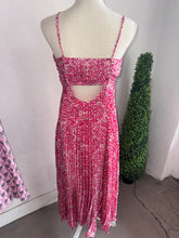 Load image into Gallery viewer, Pink Floral Pleated Maxi Dress
