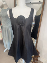 Load image into Gallery viewer, Black Flower appliqué Dress

