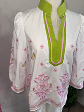 Load image into Gallery viewer, White embroidered Midi Sleeve Blouse
