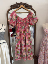 Load image into Gallery viewer, Pink Floral Contrast Piping Dress
