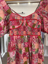 Load image into Gallery viewer, Pink Floral Contrast Piping Dress
