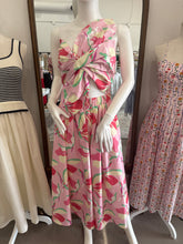 Load image into Gallery viewer, Pink One Shoulder Floral Dress
